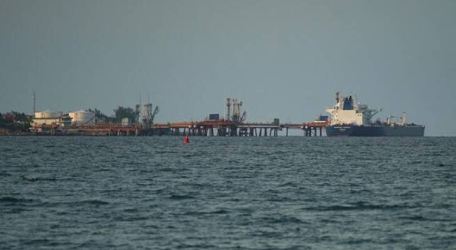 Buque cisterna descarga fuel oil de Rusia en terminal de Matanzas en Cuba