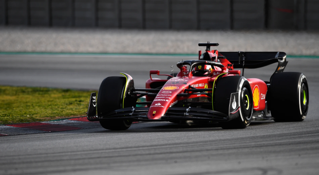 Sainz pone a Ferrari en cabeza en los entrenamientos del GP de Gran Bretaña de F1