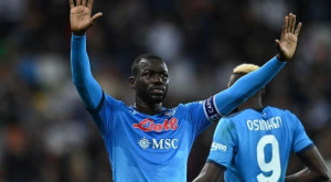 Kalidou Koulibaly dejó Napoli para unirse a las filas del Chelsea