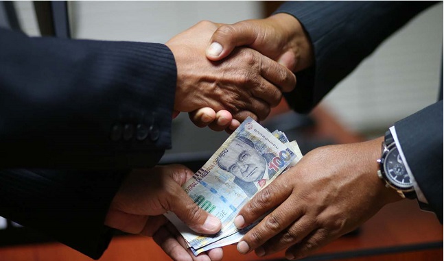 Reportan pérdidas de más de S/ 24 mil millones por corrupción durante el 2021