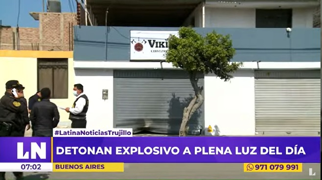 Víctor Larco: delincuentes detonaron dinamita en puerta de licorería