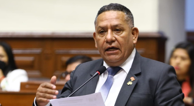 Congreso: Esdras Medina renunció a la bancada de Renovación Popular