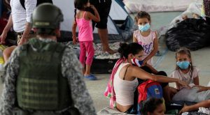 Amnistía Internacional: migrantes venezolanas se enfrentan a un aumento de la violencia en Colombia y Perú