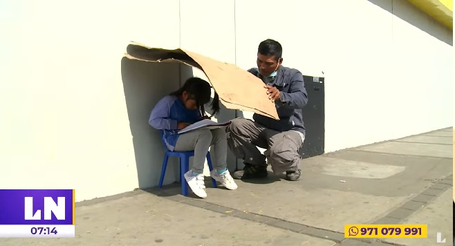 Trujillo: niña que estudiaba bajo cartones en la calle recibió beca integral
