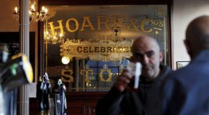 El número de pubs británicos cae a un mínimo histórico, según un estudio