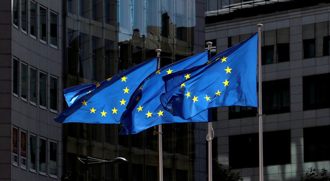 La UE suaviza las sanciones a la banca rusa para permitir el comercio de alimentos