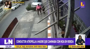 Conductor atropella a madre que caminaba con su hija en vereda