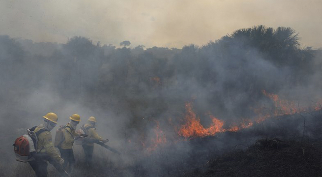 Amazonía brasileña sufre los peores incendios de agosto en más de una década