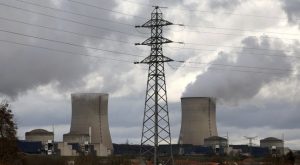 Francia aprueba mantener operativas varias centrales nucleares durante la ola de calor