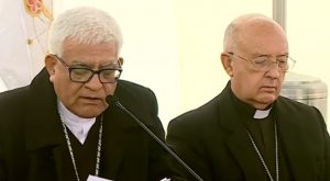 Obispos del Perú piden a autoridades buscar salida a la crisis política
