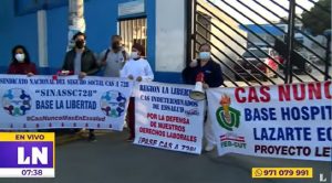 Trujillo: trabajadores CAS de EsSalud exigen en protesta cambio de régimen laboral