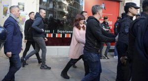 Detienen a pareja del hombre que intentó asesinar a Cristina Fernández