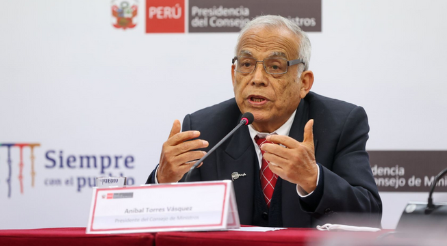 Gobierno designa a Aníbal Torres como jefe de Gabinete de Asesores de la PCM