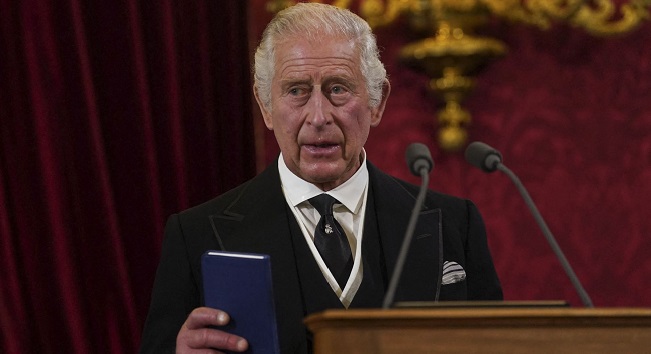 Carlos III es proclamado nuevo rey de Gran Bretaña tras la muerte de Isabel II