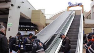 Trujillo: inhabilitan escaleras de centro comercial donde niño de 4 años sufrió accidente