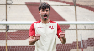 ¿Cúantos minutos ha jugado Claudio Yacob con Universitario en la liga peruana?