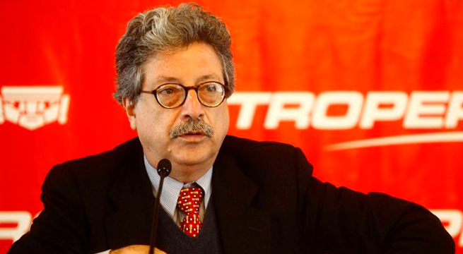 Humberto Campodónico renuncia a la presidencia de PetroPerú