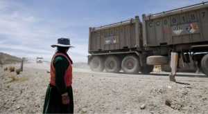 Minera Las Bambas reduce operaciones por nuevo conflicto: lo que se sabe