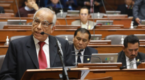 Aníbal Torres plantea cuestión de confianza en su presentación ante el Congreso