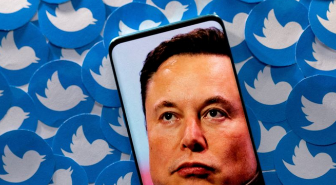 Apple amenazó con sacar a Twitter de su tienda de aplicaciones, según Elon Musk