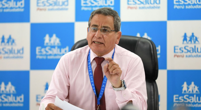 Aceptan renuncia de Gino Dávila a la presidencia ejecutiva de EsSalud