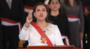 Dina Boluarte propondrá al Congreso adelantar elecciones para abril de 2024