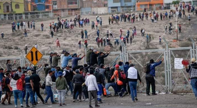 Arequipa: confirman un fallecido tras enfrentamientos en aeropuerto