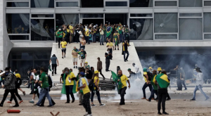 Revueltas en Brasil EN VIVO: radicales a favor de Jair Bolsonaro atacaron las sedes del Estado