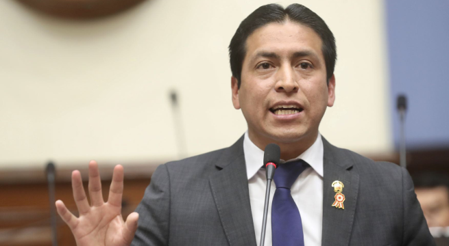 Comisión Permanente del Congreso recomienda inhabilitar por 10 años a Freddy Díaz