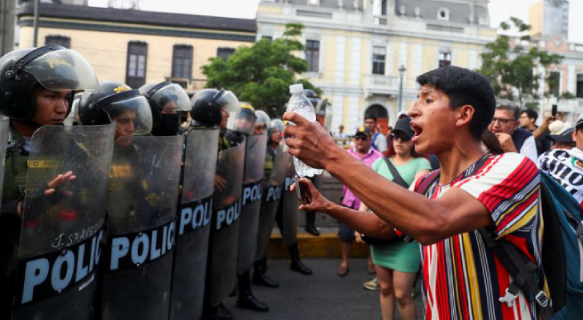MEF: La economía peruana se mantiene estable, pese a las protestas sociales