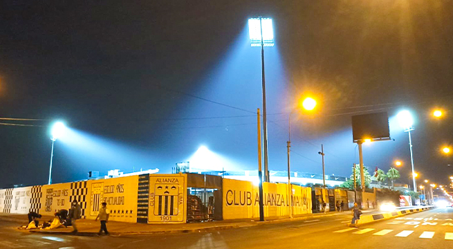 Alianza Lima probó las nuevas torres de iluminación del estadio Alejandro Villanueva