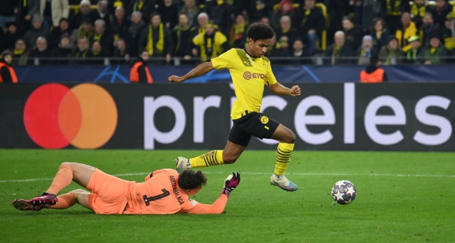 <strong>Borussia Dortmund venció 1-0 al Chelsea en los octavos de final de la Champions League</strong>