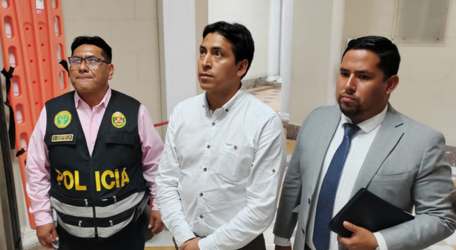 Freddy Díaz se entregó a la justicia tras orden de 9 meses de prisión preventiva en su contra