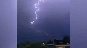 Alarma por fuerte lluvia y tormenta eléctrica en Sullana