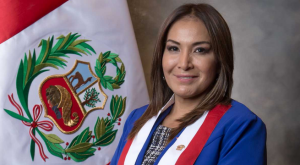 Congreso: denuncian a Magaly Ruiz por apropiarse del sueldo de trabajadores