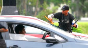 Municipalidad de Lima oficializa prohibición de servicios de limpiaparabrisas