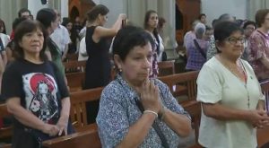 Miles de ciudadanos recorrieron las 7 iglesias por Semana Santa