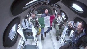 Virgin Galactic: Investigadores italianos llegan al borde del espacio