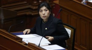 Poder Judicial ordena captura de Betssy Chávez por golpe de Estado