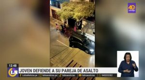 Joven intenta evitar a gritos que le roben a su novio