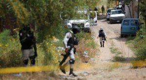 Alcaldesa de ciudad mexicana fronteriza con EE. UU. se muda a cuartel militar por amenazas