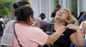 Sube a 46 número de fallecidas por reyerta en cárcel de mujeres en Honduras