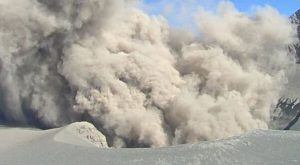 Declaran estado de emergencia en Moquegua por actividad del volcán Ubinas