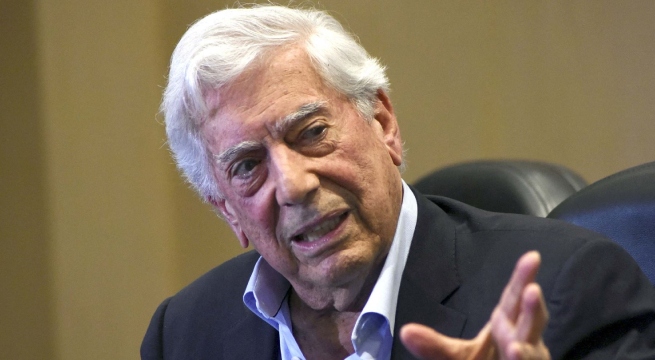Mario Vargas Llosa anunció el lanzamiento de su nueva novela «Le dedico mi silencio»