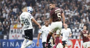 Universitario de Deportes define su once titular contra Corinthians en la Sudamericana