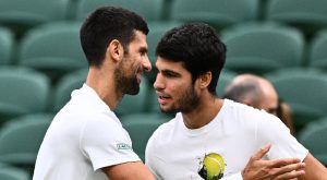 Novak Djokovic chocará con Carlos Alcaraz en la final de Wimbledon