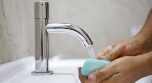 Estados Unidos tiene casi la mitad de su agua potable contaminada con químicos para siempre