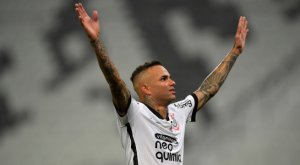 A días del duelo con Universitario: jugador de Corinthians fue amenazado y golpeado por hinchas