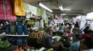 Protestas en Lima: estos son los precios de la verdura, pollo y el gas