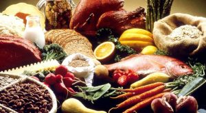 La lista de alimentos que más hinchan el cuerpo, según Harvard